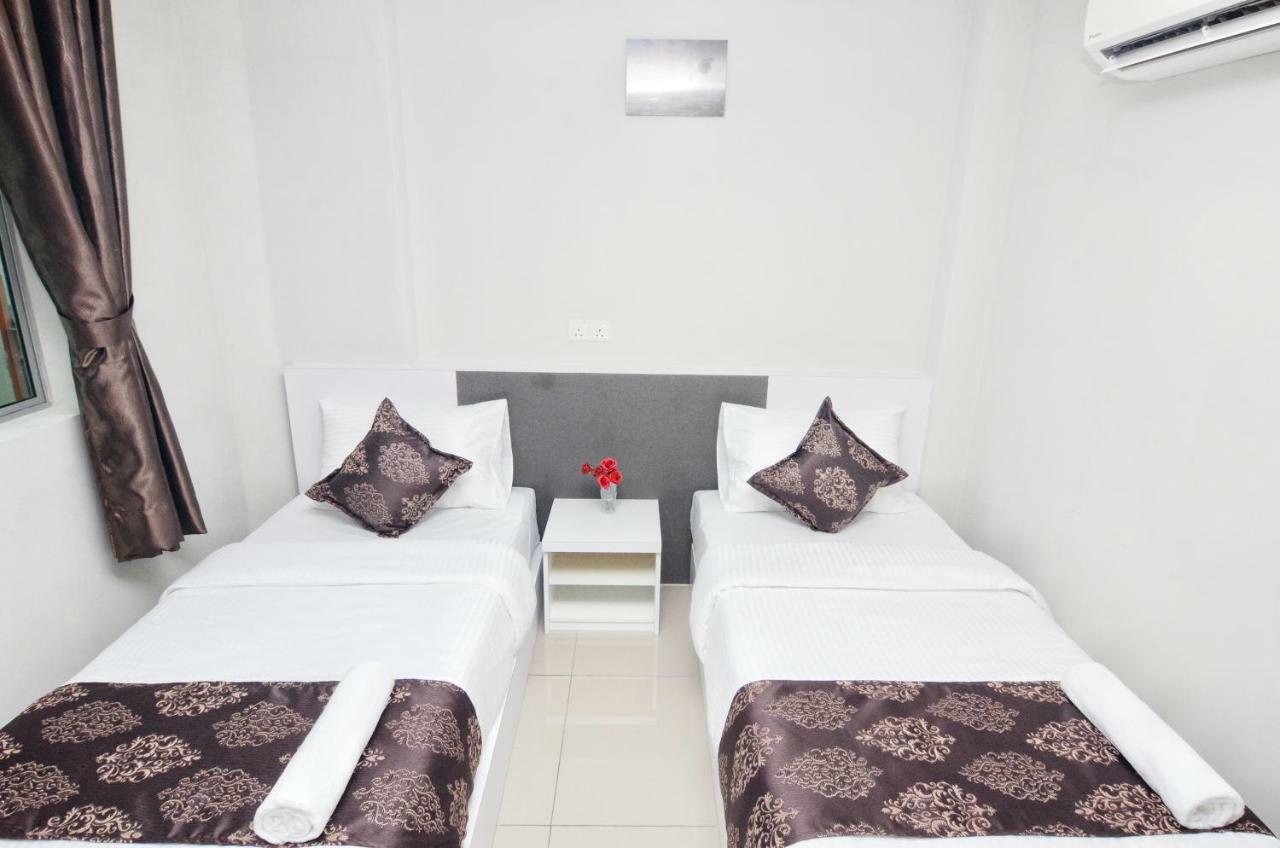 K Vila Hotel 숭가이페타니 외부 사진